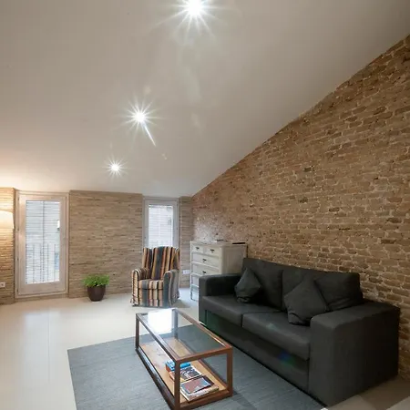 Apartment Onyar Rambla De La Llibertat 27 *