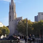 Onyar Rambla De La Llibertat 27 *
